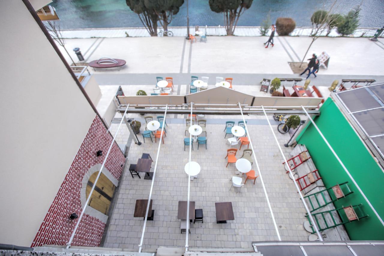 Art Theatre Caffe Hotel Struga Exterior foto